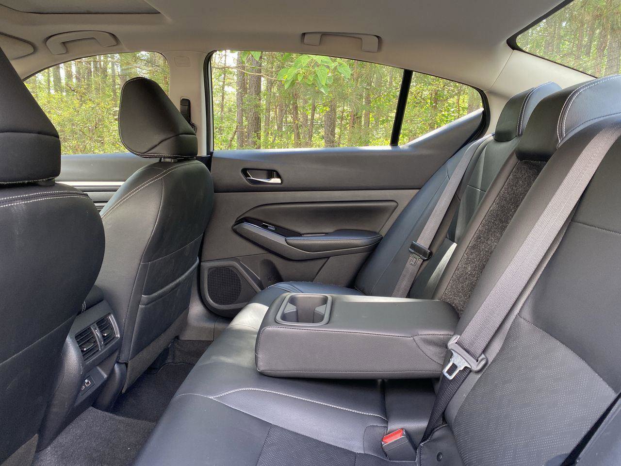 Used 2023 Nissan Altima 2.5 SL AWD/4WD image 19