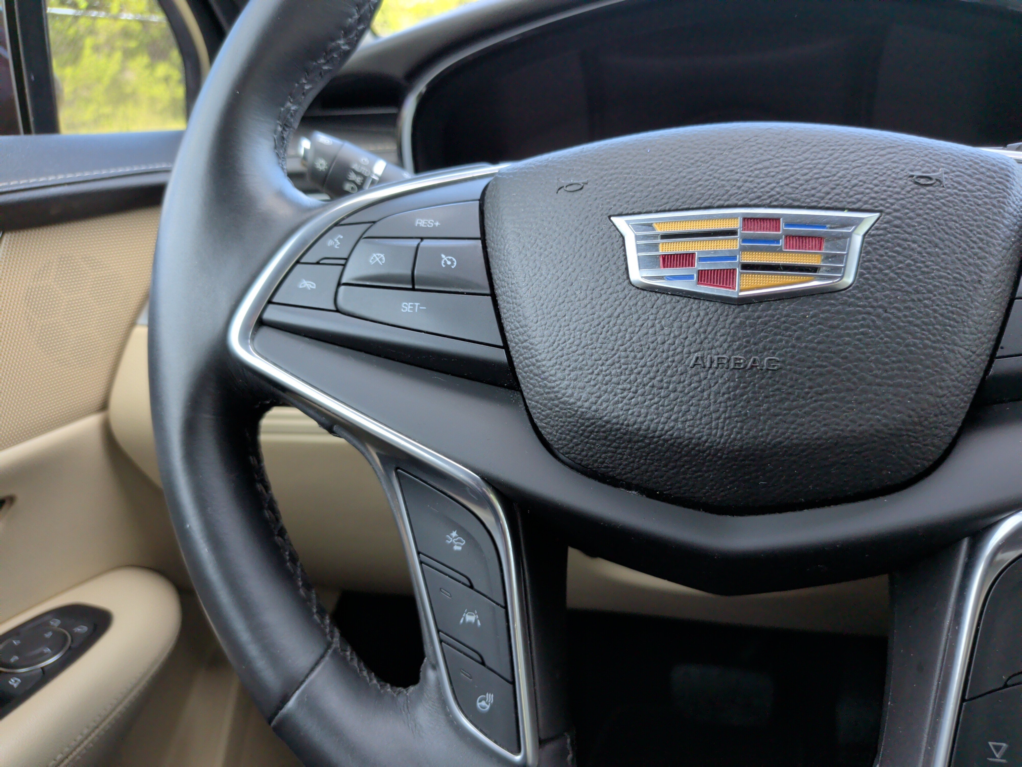 Used 2017 Cadillac XT5 Luxury w/ Driver Awareness Package FWD image 24