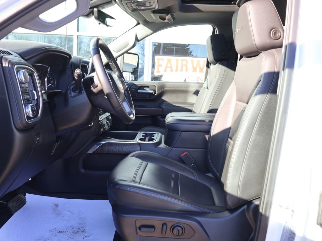 Used 2023 GMC Sierra 2500 Denali w/ Denali Ultimate Package image 15