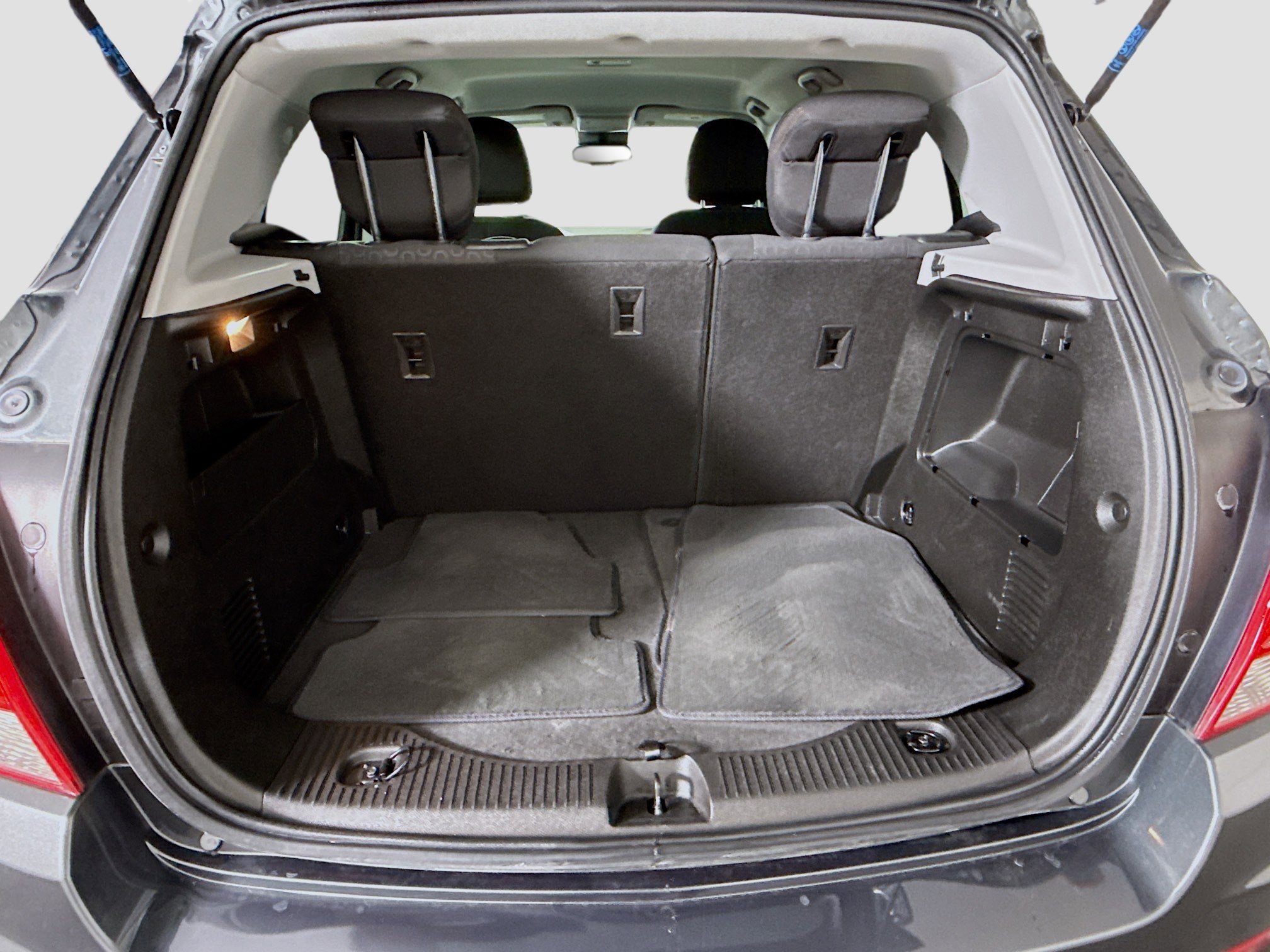 Used 2020 Chevrolet Trax LS w/ Tint and Cruise Package image 34