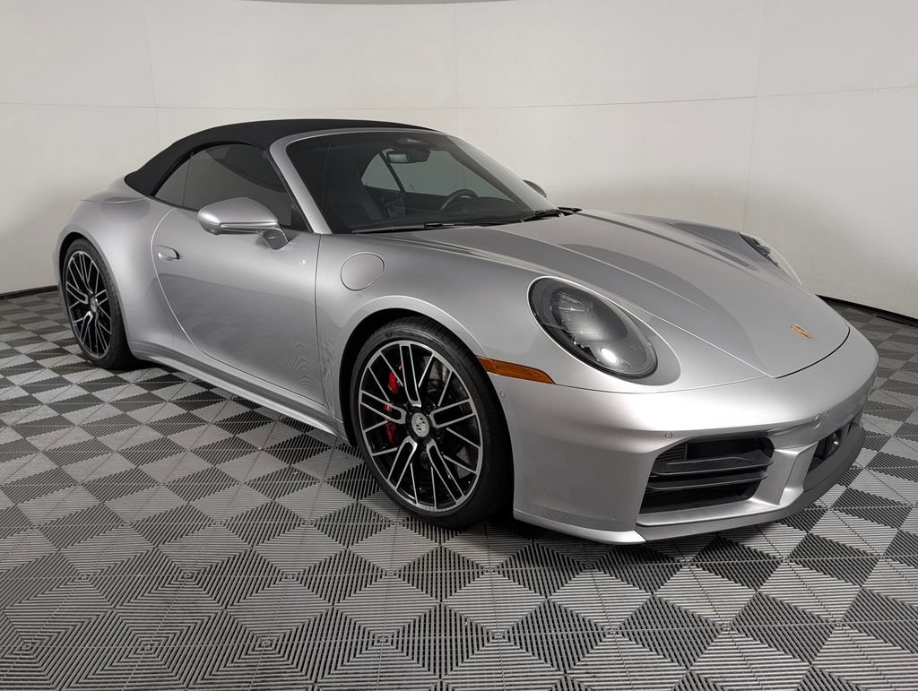 Certified 2026 Porsche 911 Carrera 4S AWD/4WD image 9