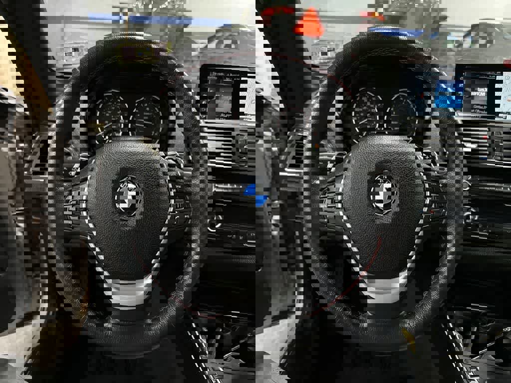 Used 2017 BMW 230i xDrive Coupe image 18