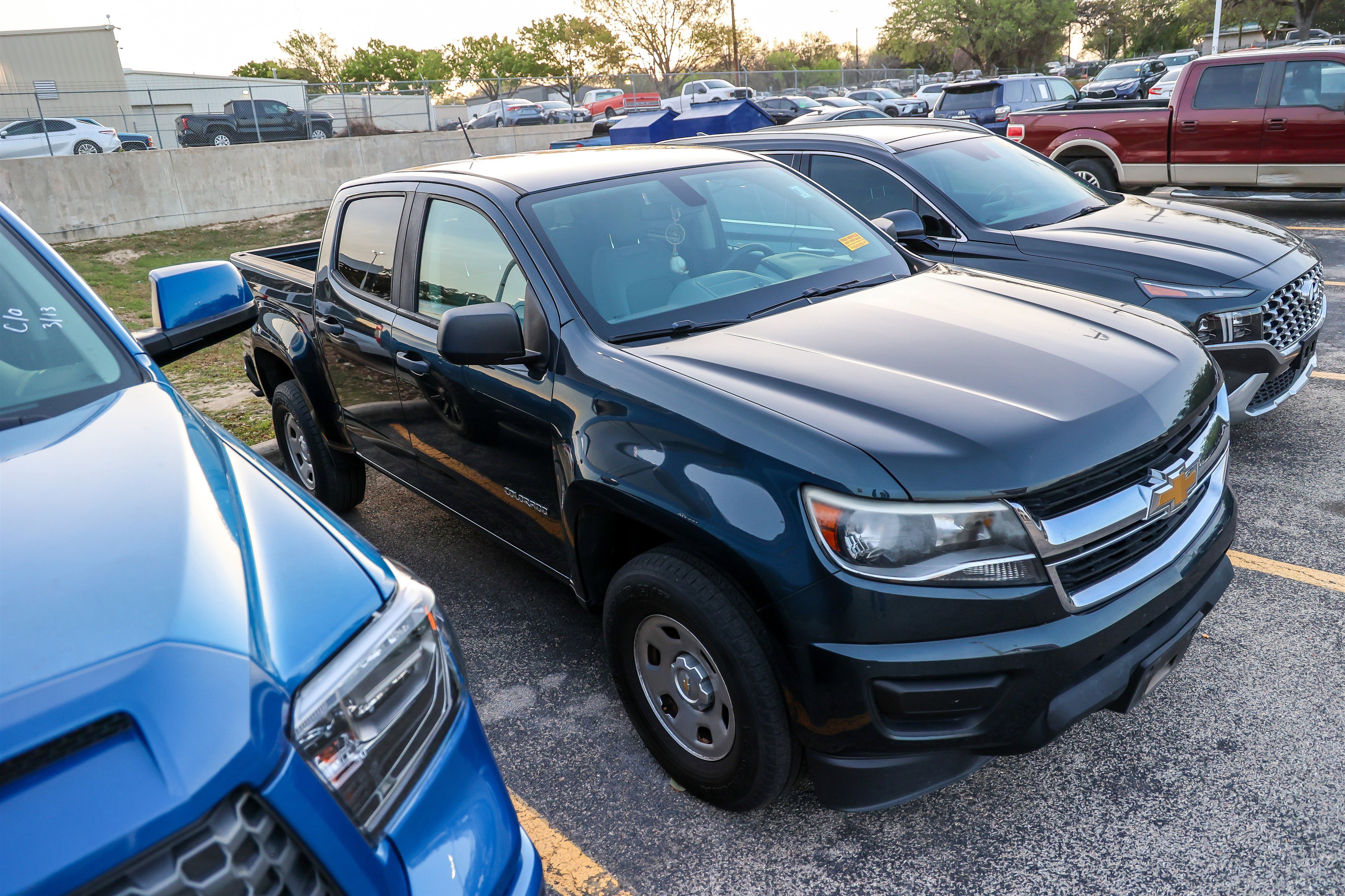 Used 2018 Chevrolet Colorado W/T w/ WT Convenience Package image 7
