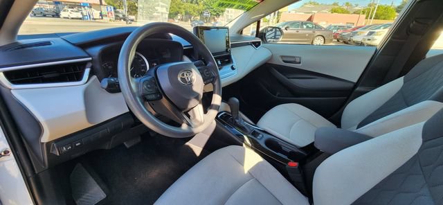 Used 2022 Toyota Corolla LE FWD image 5