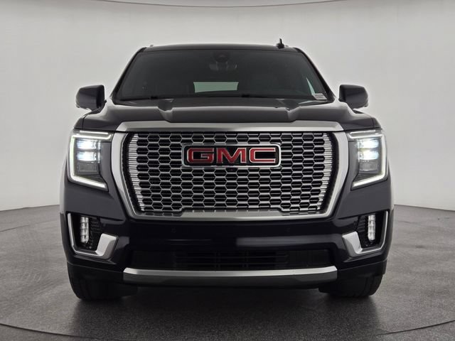 Used 2021 GMC Yukon Denali w/ Denali Ultimate Package AWD/4WD image 8
