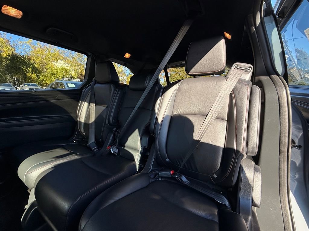 Used 2023 Honda Odyssey Sport image 15