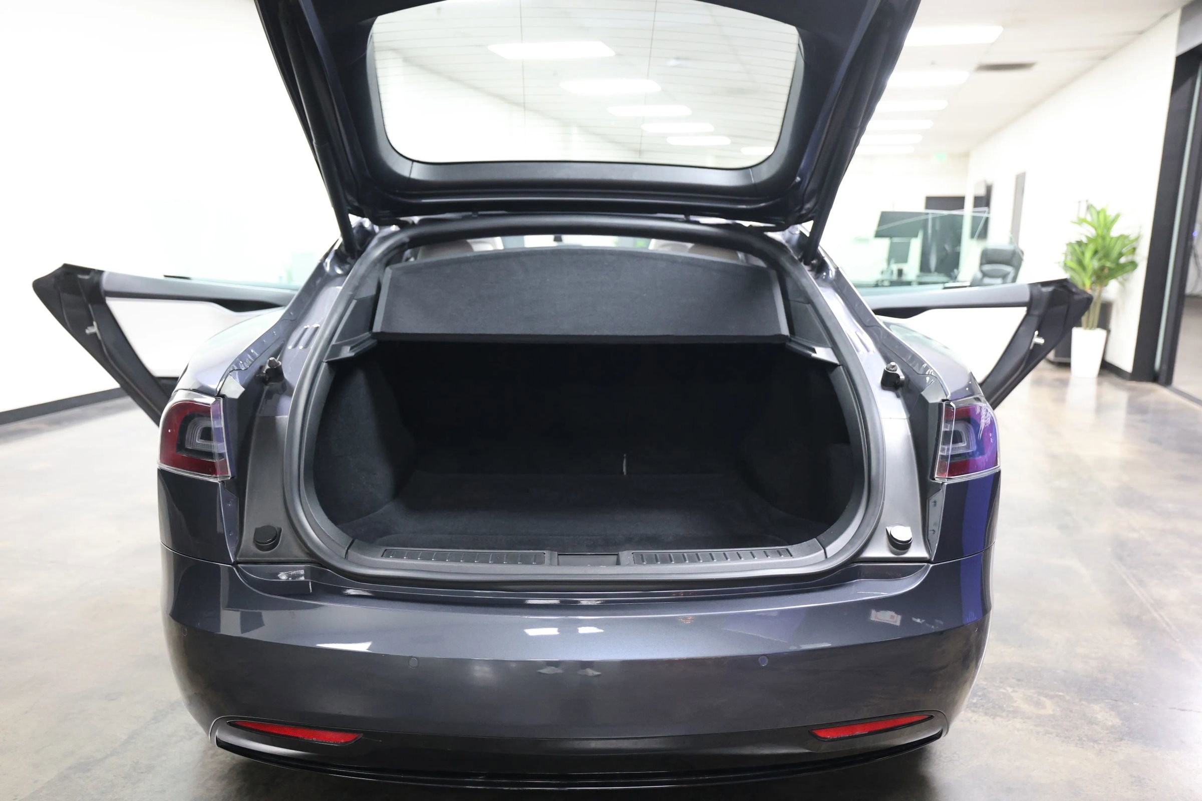 Used 2017 Tesla Model S 100D image 46