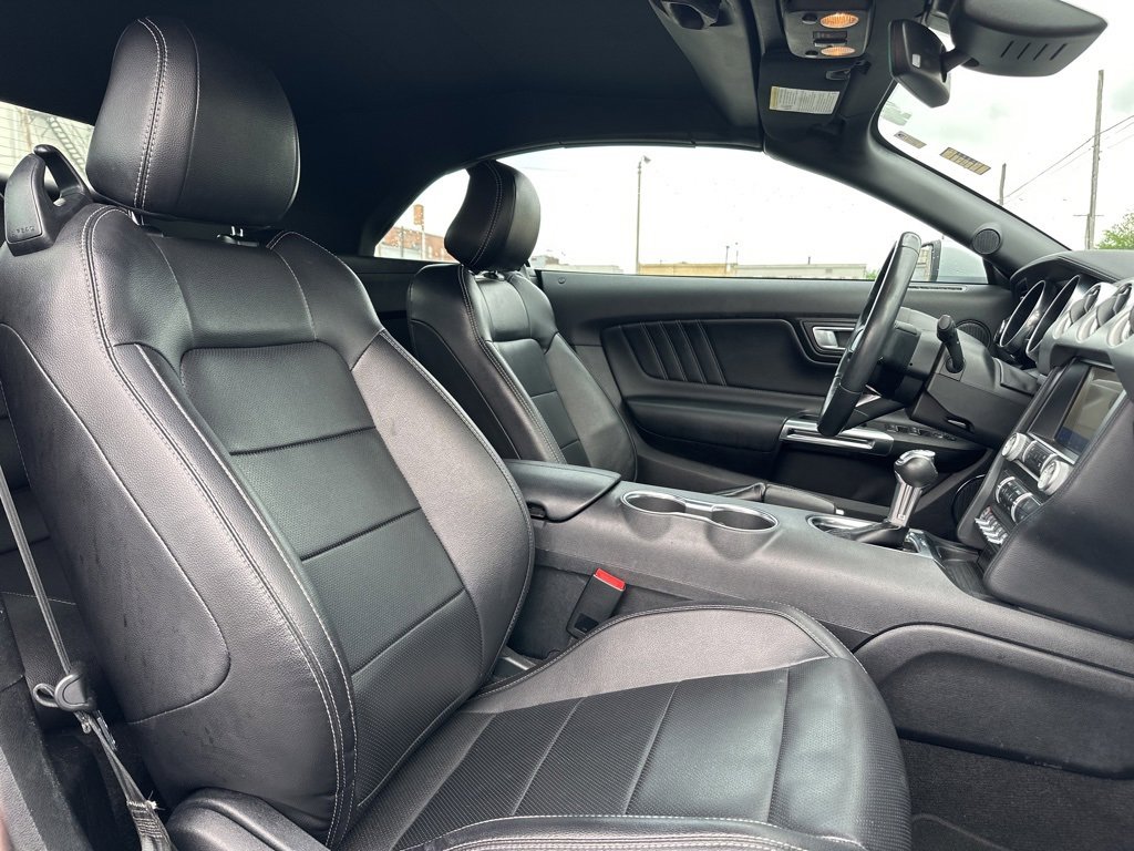 Used 2023 Ford Mustang Premium image 15