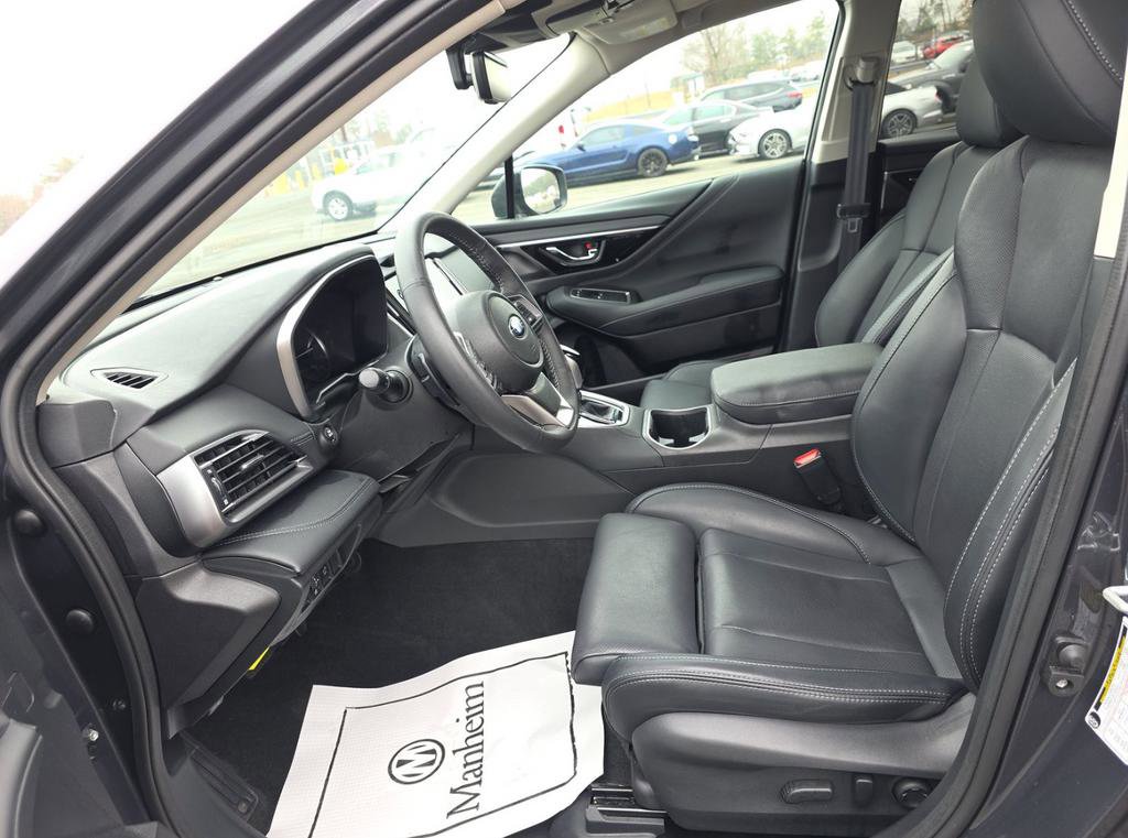 Used 2023 Subaru Outback Limited image 9