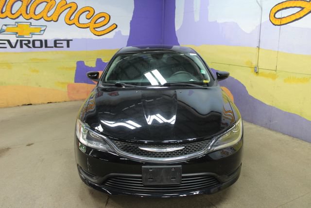 Used 2015 Chrysler 200 LX FWD image 3