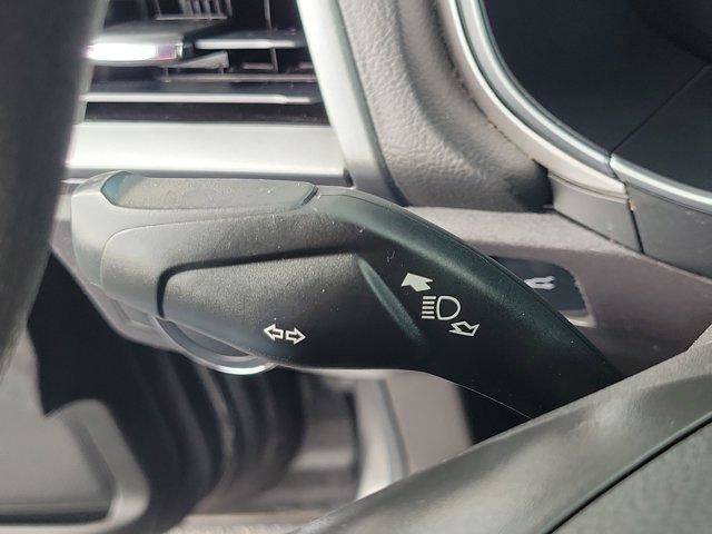 Used 2016 Ford Fusion SE FWD image 23