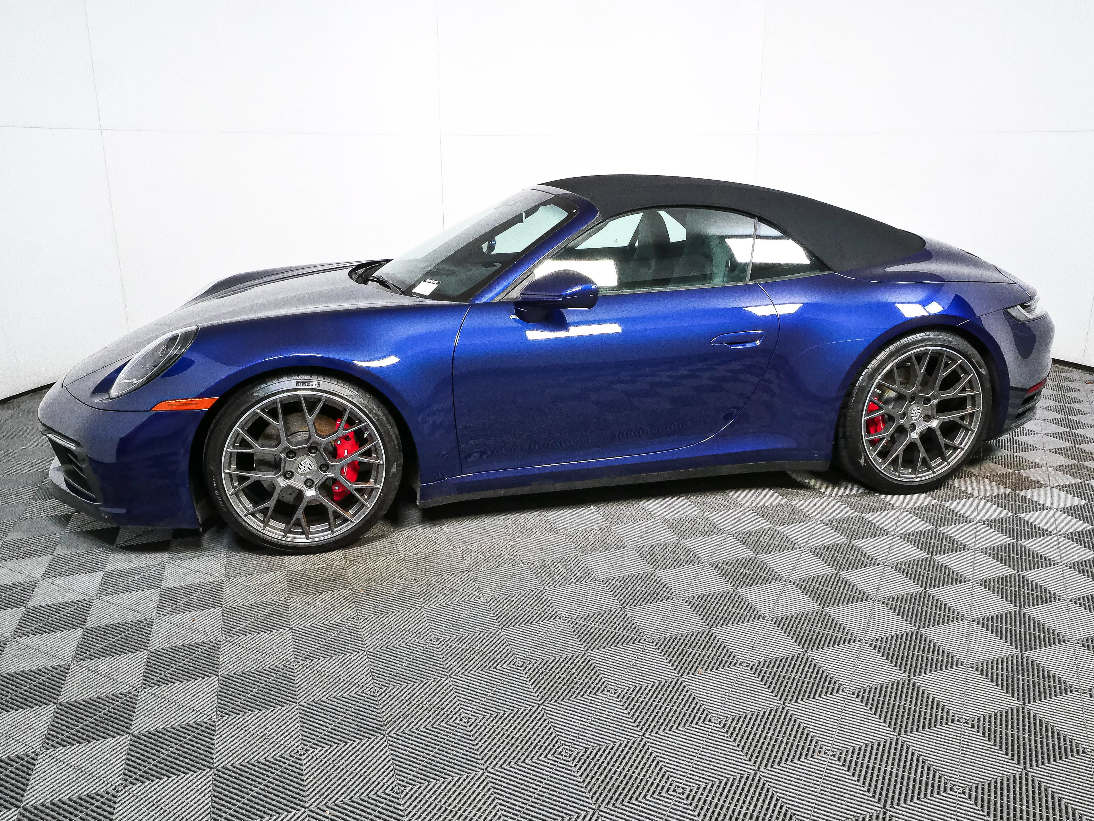 Certified 2020 Porsche 911 Carrera 4S w/ Sport Package AWD/4WD image 2
