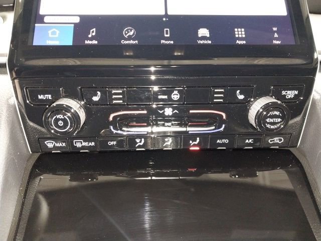 New 2025 Jeep Grand Cherokee Limited image 17