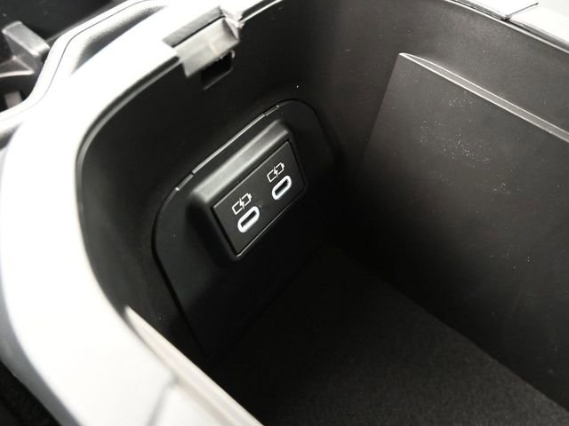 Certified 2025 Toyota RAV4 XLE w/ Convenience Package image 22