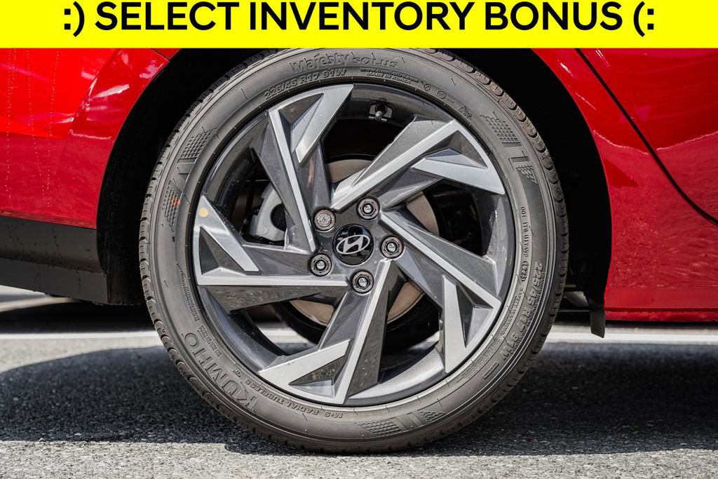 New 2025 Hyundai Elantra Sport image 14