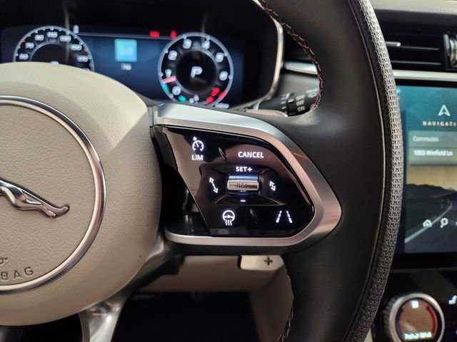 Used 2024 Jaguar F-PACE SVR image 28