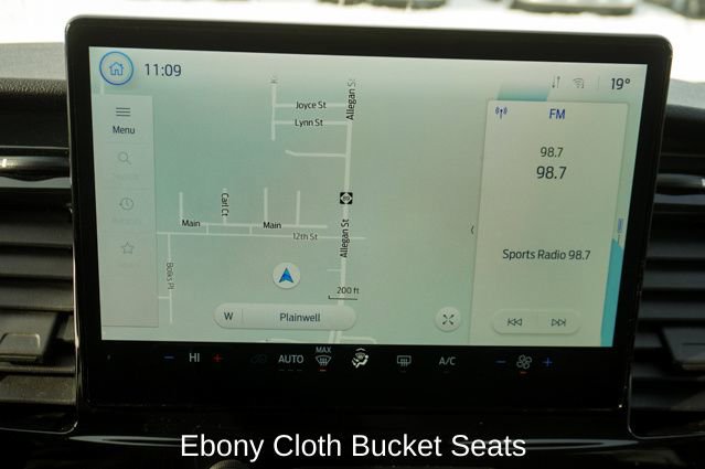 Used 2023 Ford Transit 350 XLT image 12