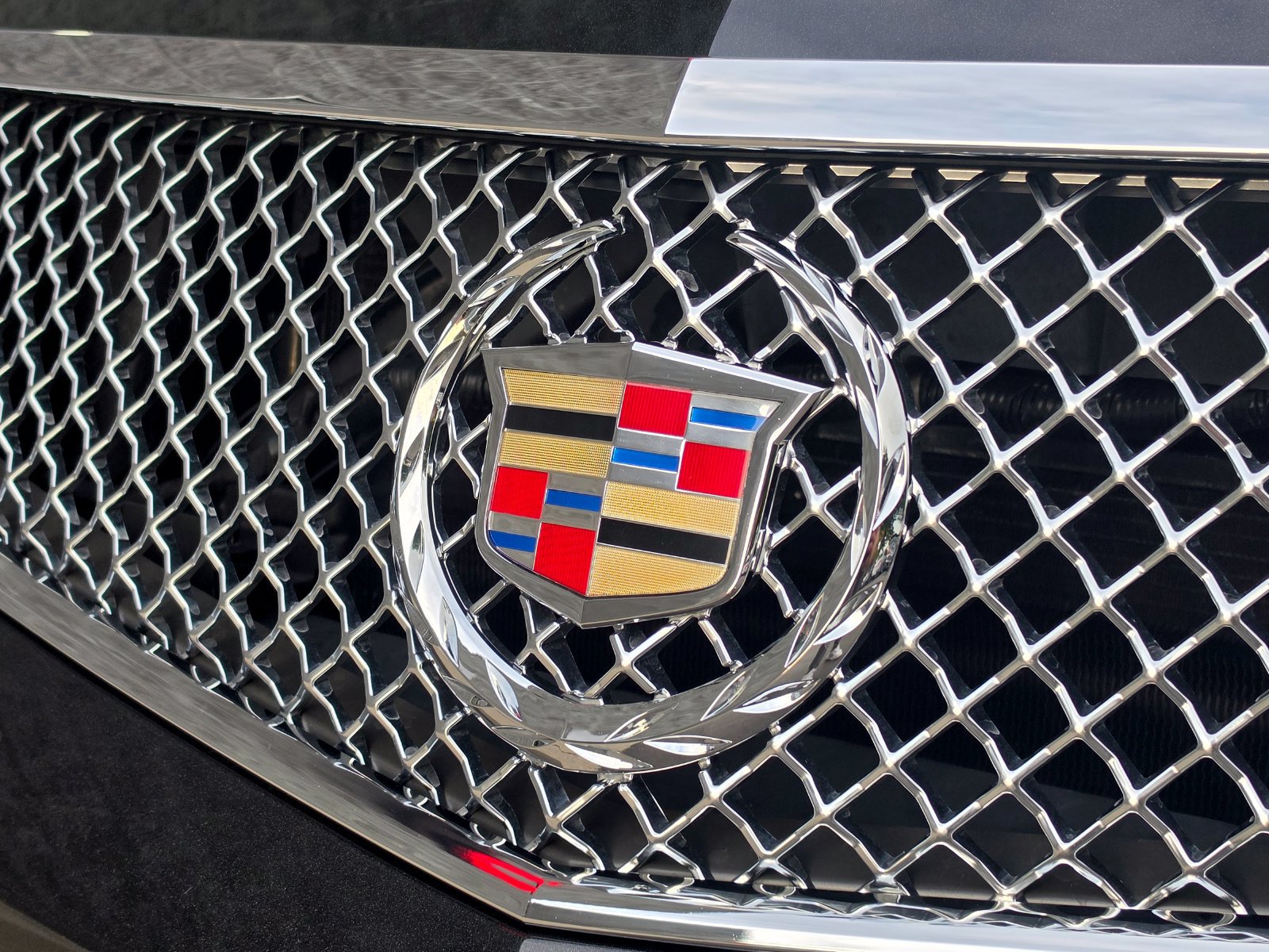 Used 2012 Cadillac CTS V w/ Wood Trim Package RWD image 3