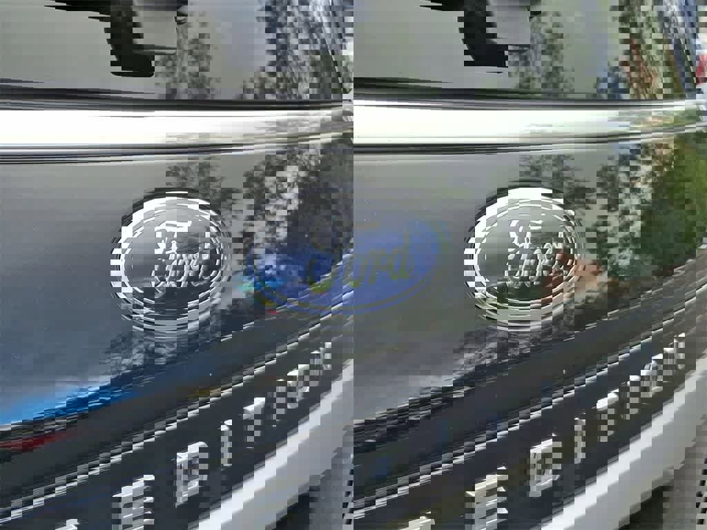 Used 2022 Ford Expedition Max XLT w/ Livery Package image 28