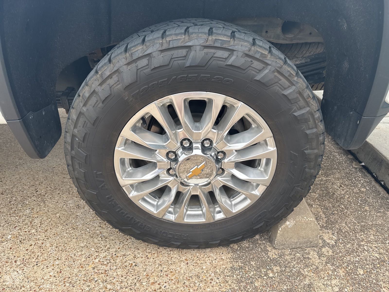 Used 2021 Chevrolet Silverado 2500 High Country AWD/4WD image 4