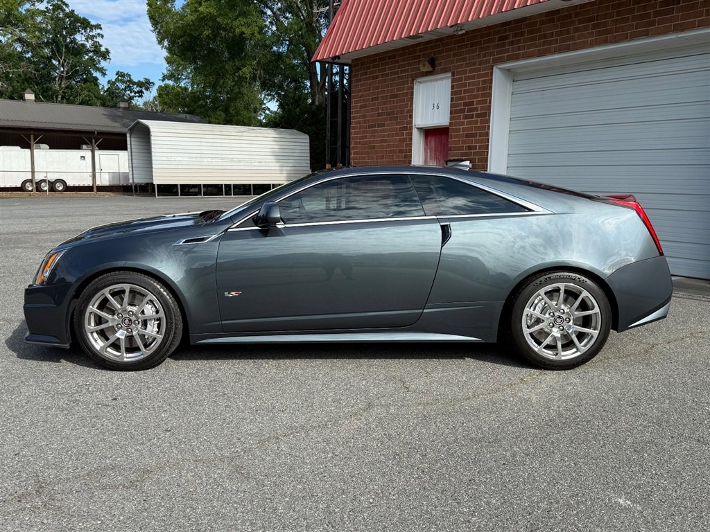 Used 2011 Cadillac CTS V w/ Wood Trim Package image 21