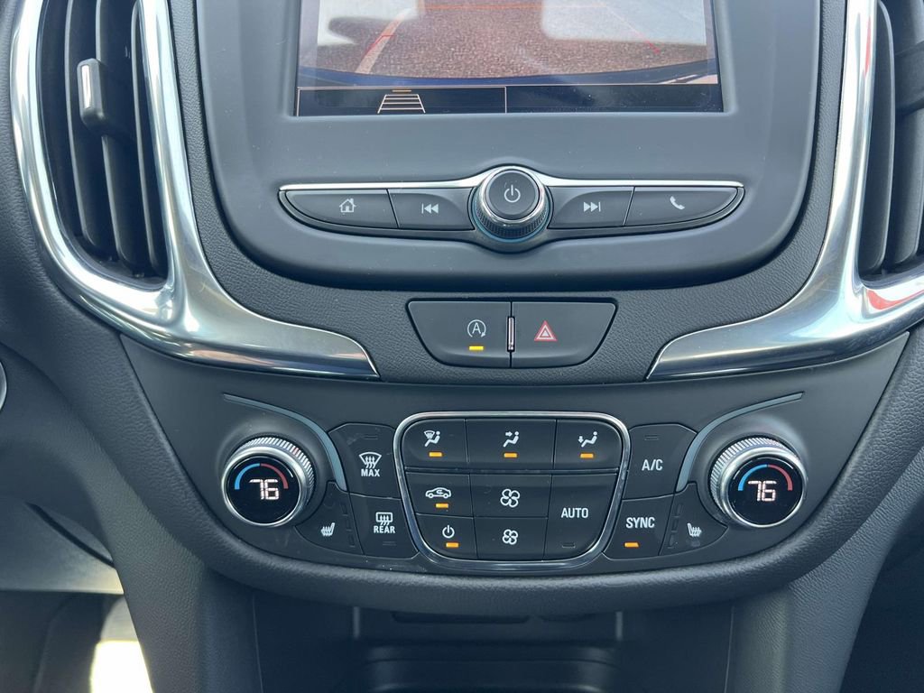 Used 2023 Chevrolet Equinox LT AWD/4WD image 28