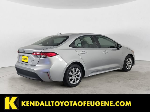Used 2024 Toyota Corolla LE FWD image 5