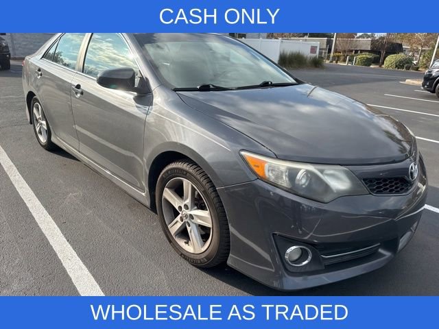 Used 2012 Toyota Camry SE image 1