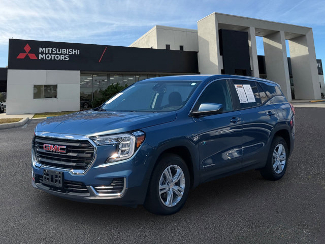 Used 2024 GMC Terrain SLE AWD/4WD image 1