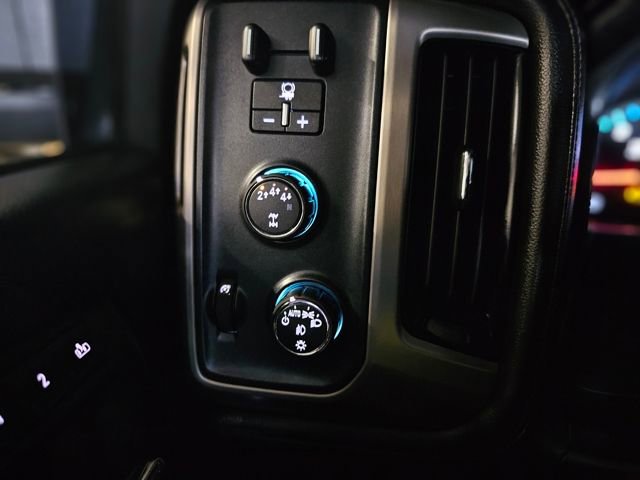 Used 2018 GMC Sierra 3500 Denali w/ Duramax Plus Package image 39