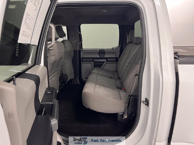 Used 2016 Ford F150 XLT AWD/4WD image 28