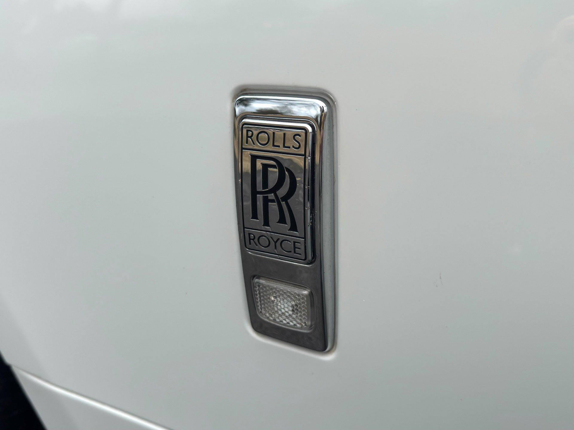 Used 2016 Rolls-Royce Wraith image 13