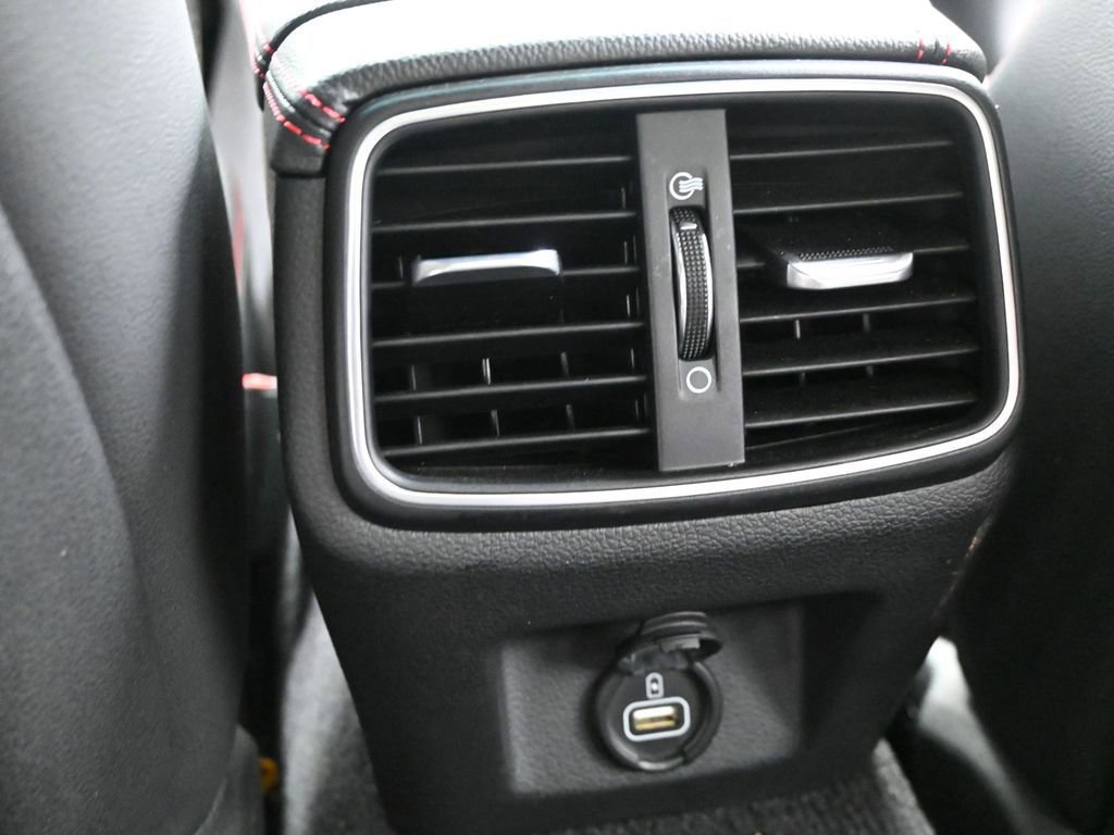 Used 2023 Genesis G70 2.0T w/ Sport Prestige Package image 13