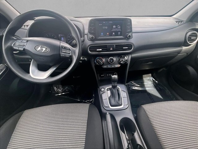 Used 2018 Hyundai Kona SE FWD image 16