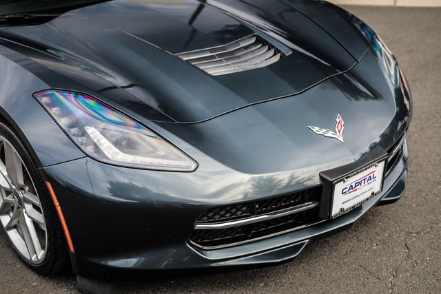 Used 2019 Chevrolet Corvette Stingray Coupe w/ 1LT RWD image 30