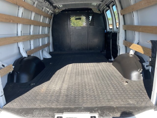 Used 2024 Chevrolet Express 2500 Work Van w/ Driver Convenience Package image 17