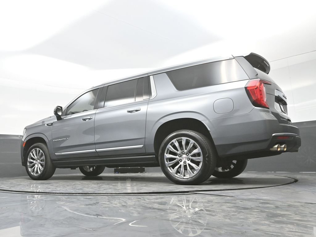 Used 2021 GMC Yukon XL Denali w/ Denali Ultimate Package AWD/4WD image 31