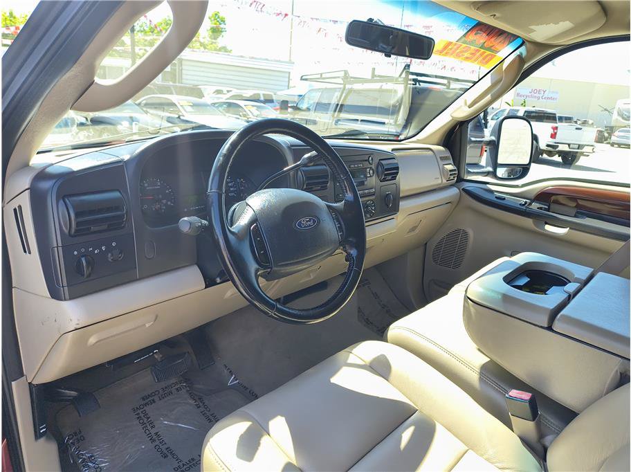 Used 2005 Ford F250 Lariat AWD/4WD image 5