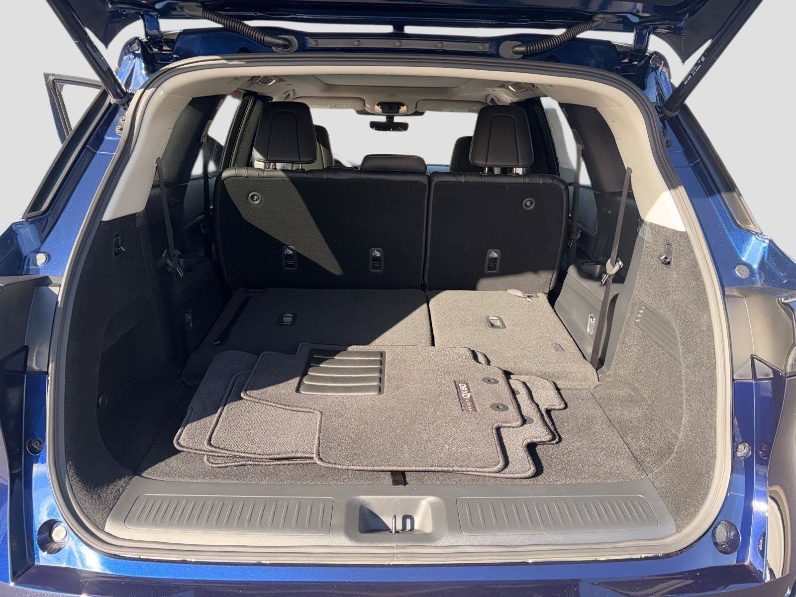 Used 2026 INFINITI QX60 Luxe w/ Cargo Package FWD image 18