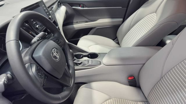 Used 2023 Toyota Camry SE FWD image 21