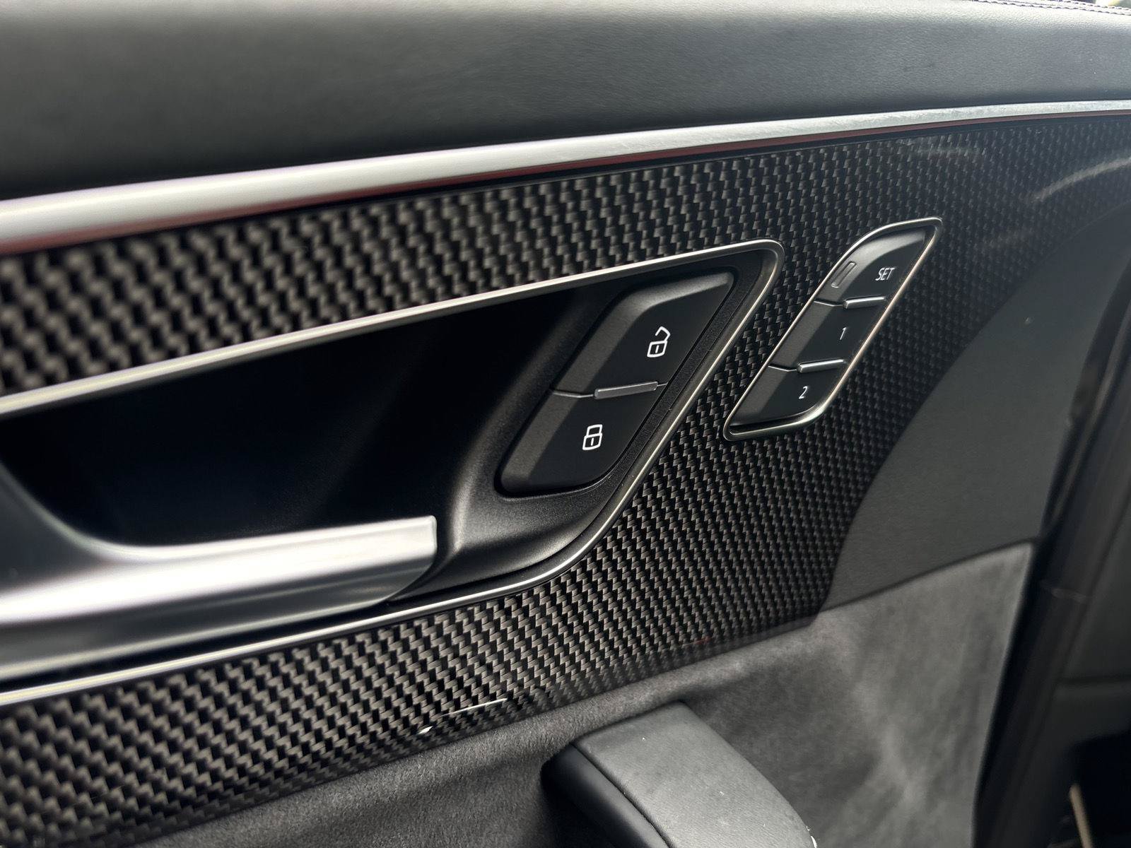 Used 2023 Audi SQ7 Prestige AWD/4WD image 13