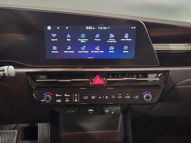 Used 2024 Kia Niro EX image 15