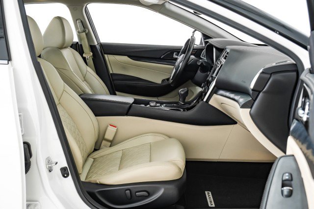 Used 2020 Nissan Maxima Platinum w/ Sport Mat Group image 29