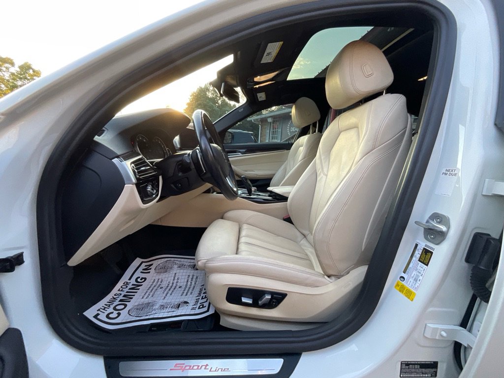 Used 2019 BMW 530i w/ Convenience Package image 13