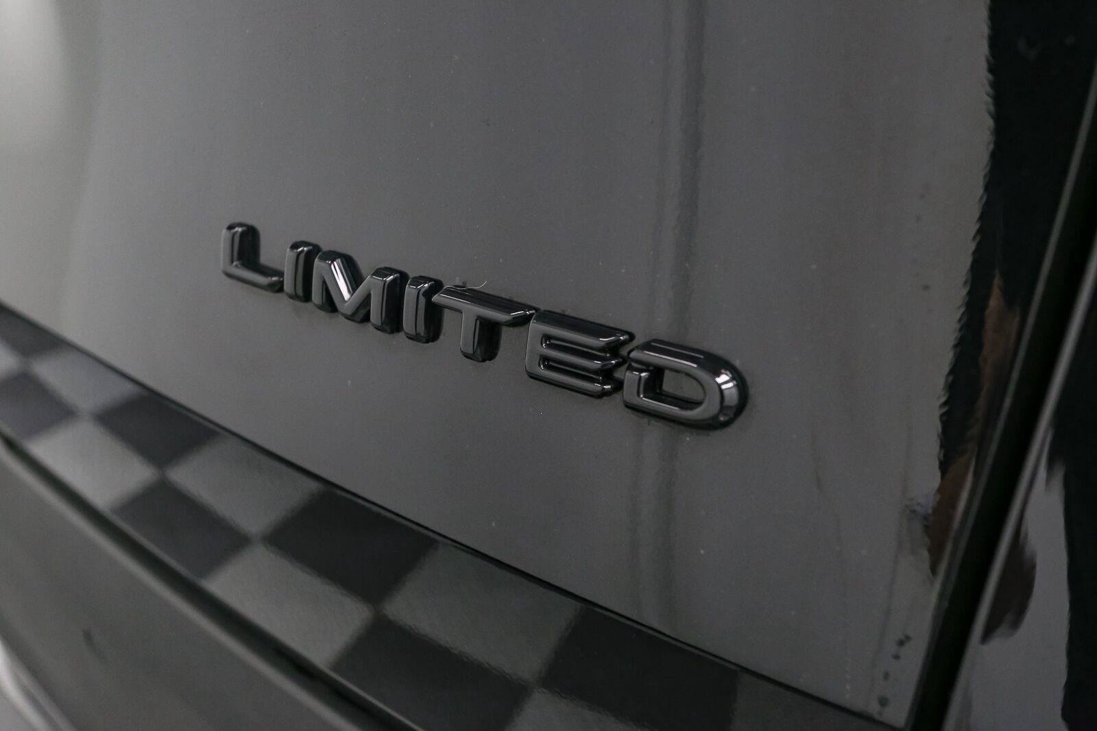 Certified 2024 Toyota Grand Highlander AWD image 12