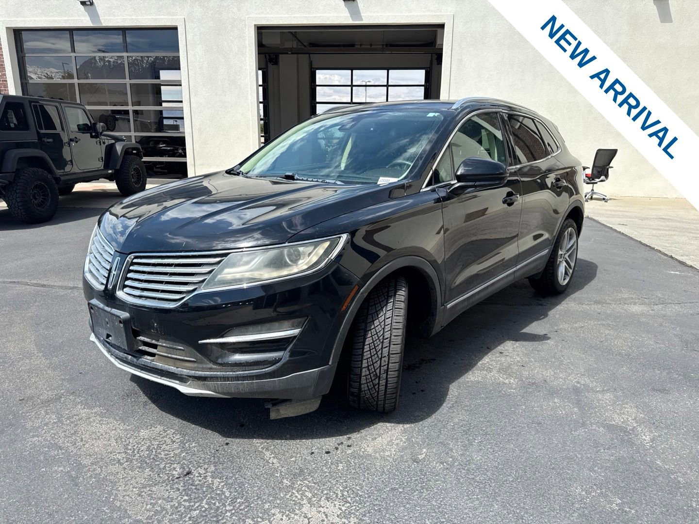 Used 2016 Lincoln MKC Reserve w/ Lincoln MKC Climate Package AWD/4WD image 3