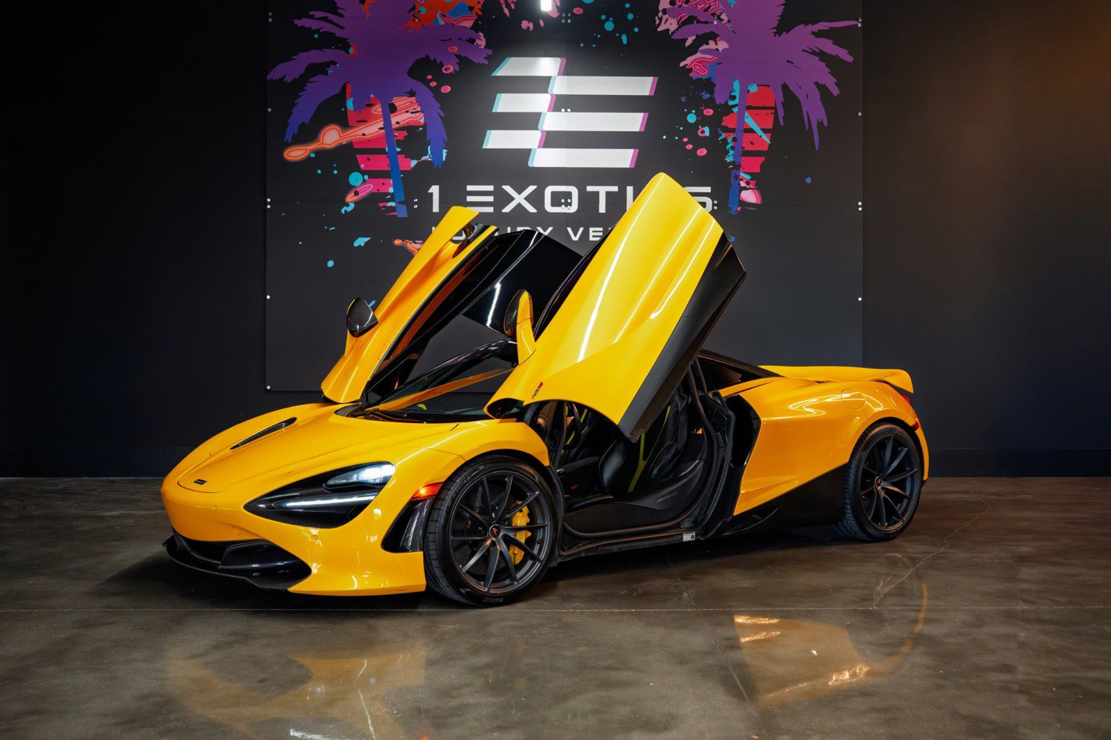 Used 2018 McLaren 720S Performance image 3