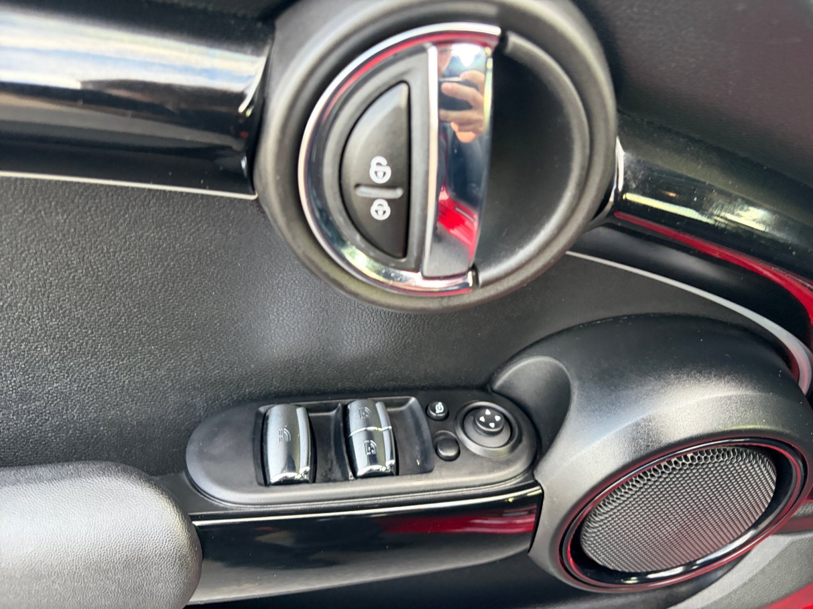 Used 2022 MINI Cooper John Cooper Works w/ Driver Assistance Package FWD image 17