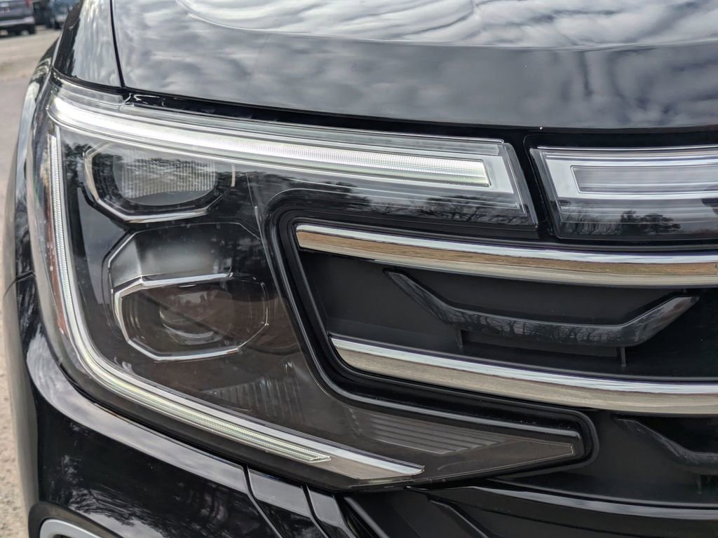 New 2026 Volkswagen Atlas Peak Edition image 10