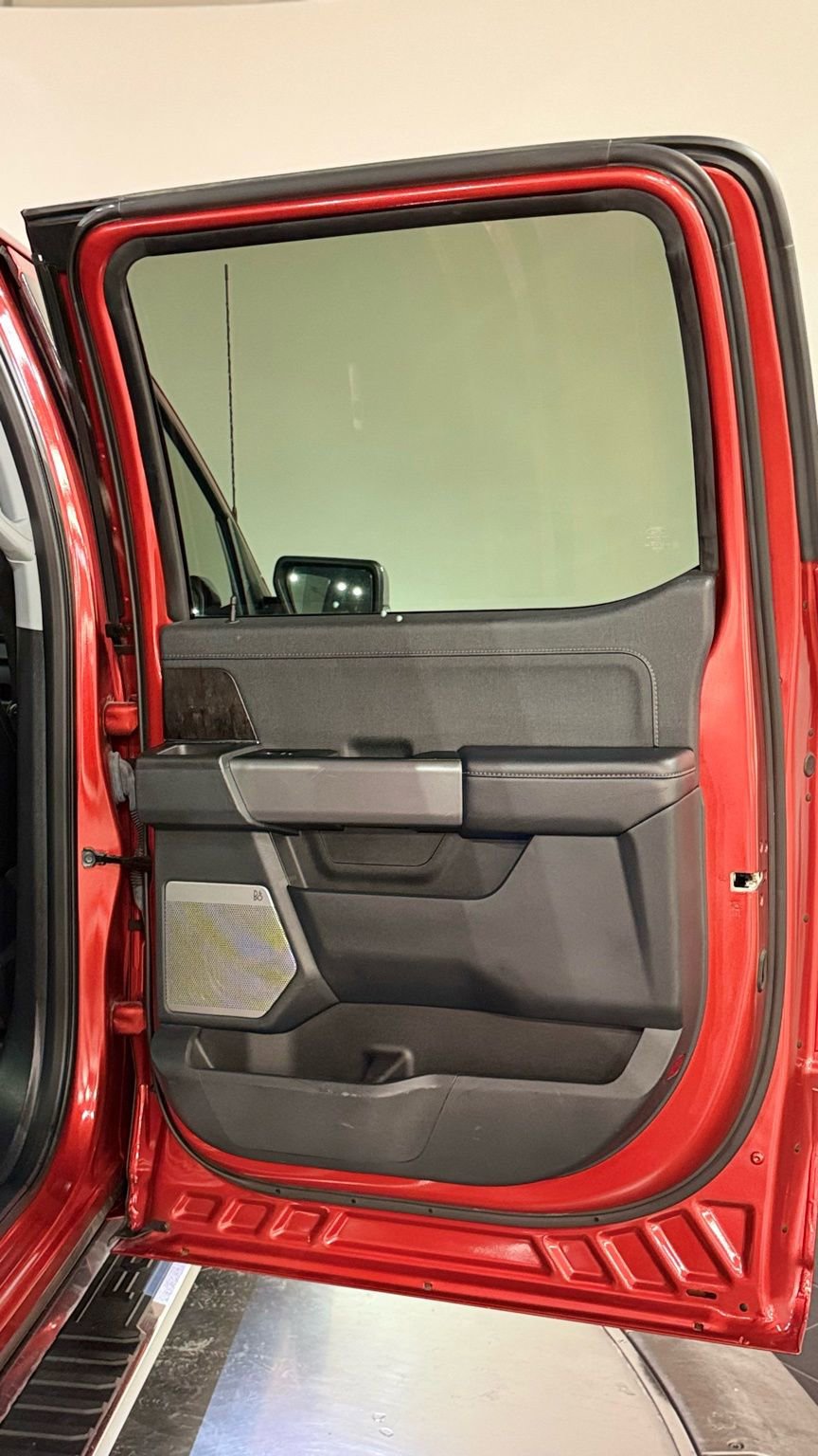 Used 2023 Ford F150 Lariat image 53